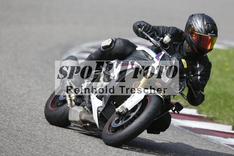 /53 16.09.2025 Track Day Domi Aegerter ADR/Gruppe gelb/112